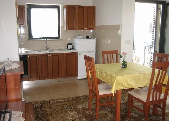 With Parking Space Valbandon, - 7304 Διαμέρισμα