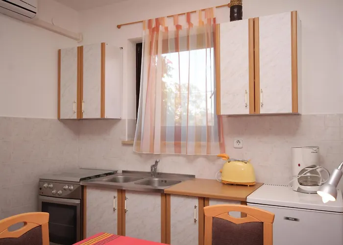 With Parking Space Valbandon, - 7304 Διαμέρισμα Fažana