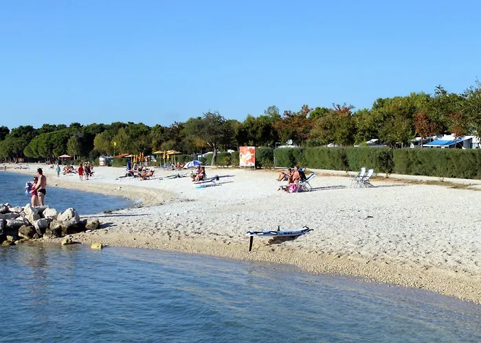 With Parking Space Valbandon, - 7304 Διαμέρισμα