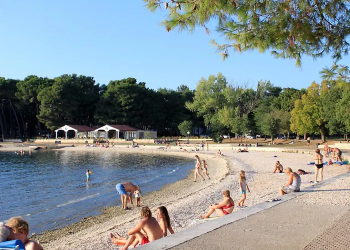 With Parking Space Valbandon, - 7304 Διαμέρισμα