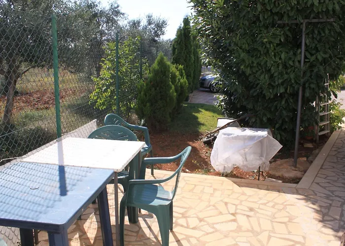 With Parking Space Valbandon, - 7304 *